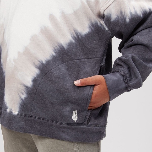 NWT Free People Movement Metti Ombre Tie Dye Lounge Gorpcore Sweatshirt - Picture 3 of 12